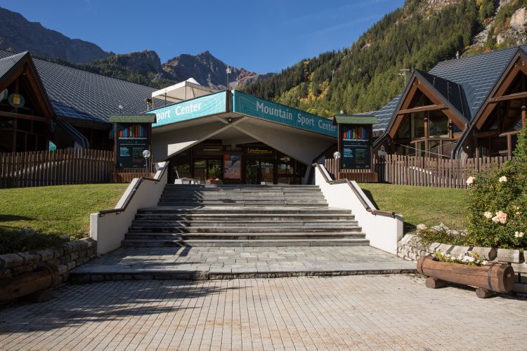 Courmayeur Sport Center – Palazzetto dello Sport